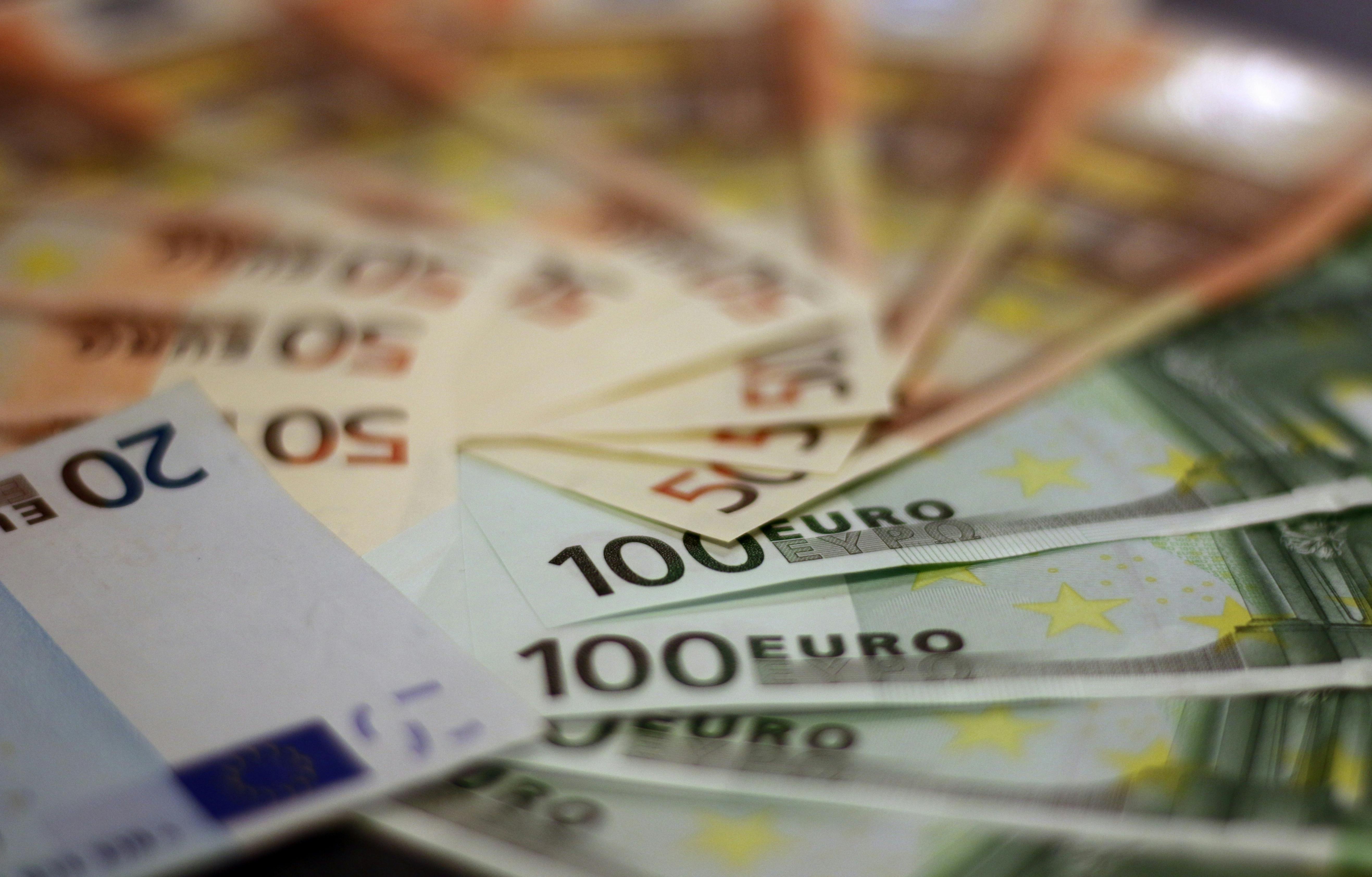 €11,000 Short: Crowdfunding the Czech Linguistics Olympiad